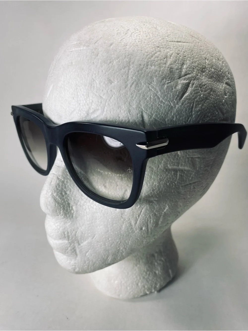 Rag & Bone Men's Square Dark Gray Black Matte Sunglasses RNB 5006/S (scratch)